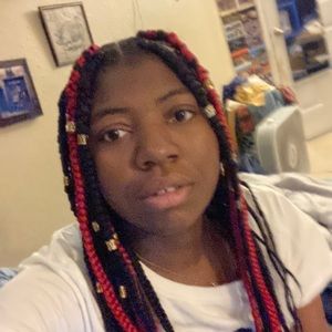 Meet your Posher, Breia